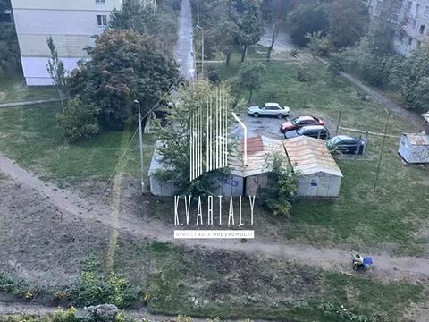 кімната за адресою вул. Андрія Малишка, 27