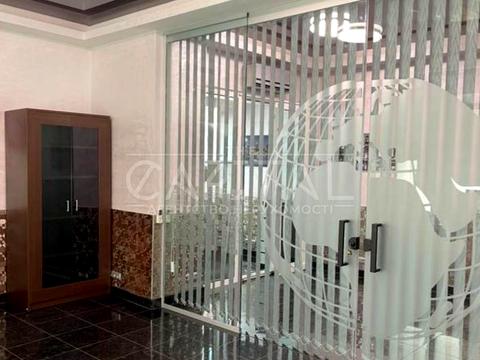 комерційна за адресою Київ, Івана Мазепи вул. (Січневого Повстання), 3