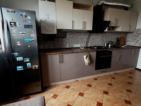 квартира за адресою Павла Тичини вул., 2