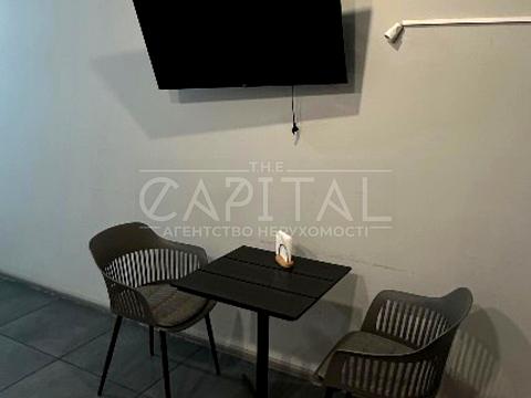 комерційна за адресою Михайла Максимовича вул. (Онуфрія Трутенка), 24