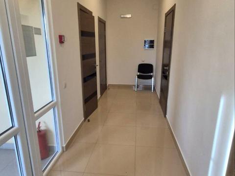 коммерческая по адресу Героїв Крут ул., 2А