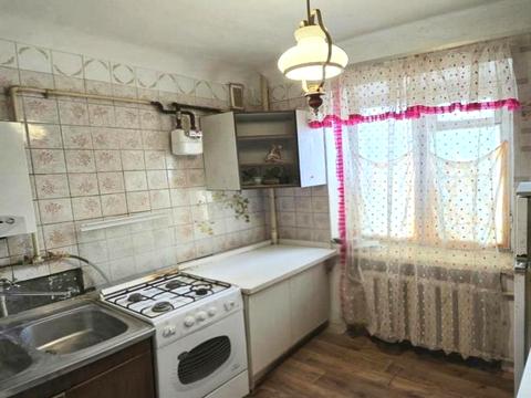 квартира за адресою Олександра Олеся вул., 3