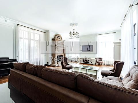 будинок за адресою с. Лісники, Стежки вул.