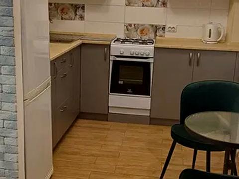 квартира за адресою Троїцько-Кирилівська вул. (Олексія Терьохіна), 14-Б