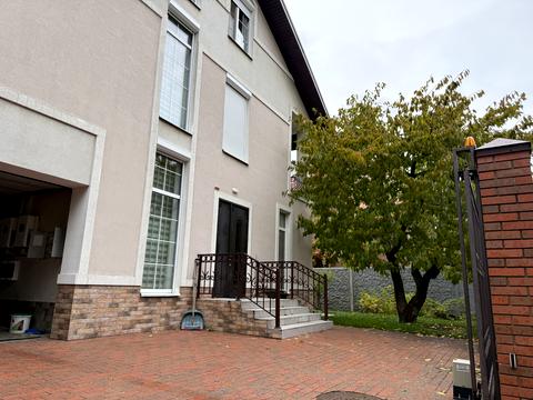 будинок за адресою Порічкова вул., 166