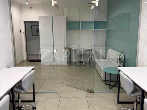 комерційна за адресою Жилянська вул., 68