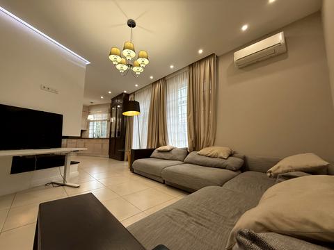 будинок за адресою Порічкова вул., 166