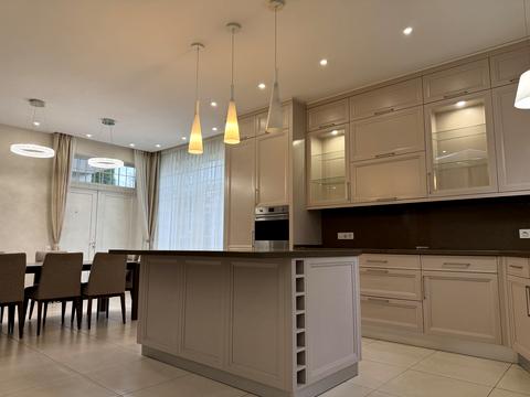 будинок за адресою Порічкова вул., 166