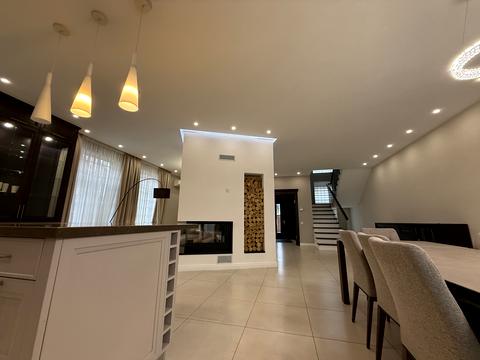 будинок за адресою Порічкова вул., 166