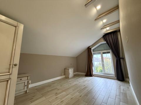 будинок за адресою Порічкова вул., 166