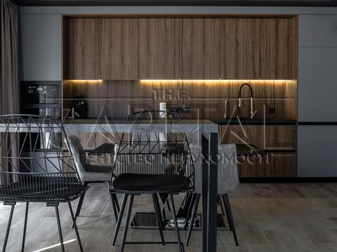 будинок за адресою с. Княжичі, Щаслива