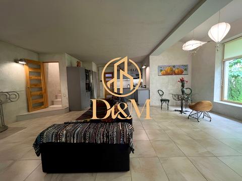 будинок за адресою Богатирська вул., 30А