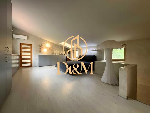 будинок за адресою Богатирська вул., 30А