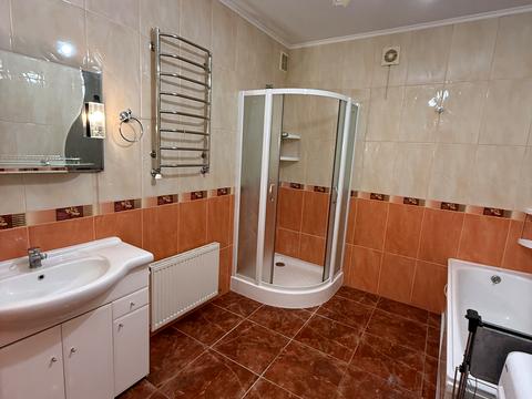 квартира за адресою Зарічанська вул., 22/3