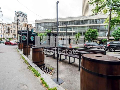 коммерческая по адресу Львовская пл., 1-5