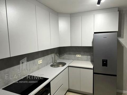 квартира за адресою Патріарха Мстислава Скрипника вул., 9