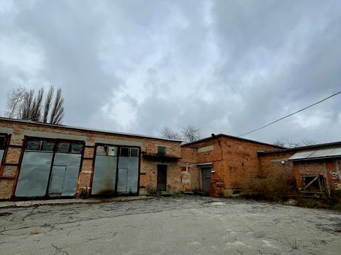 комерційна за адресою пров. Кобилянсько, 1