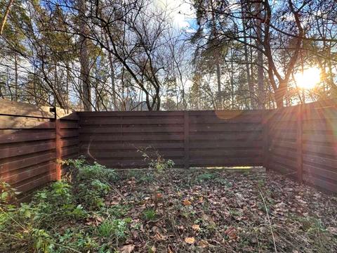 будинок за адресою Івана Карпенка-Карого вул.