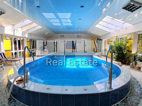 будинок за адресою Богдана Хмельницького вул.