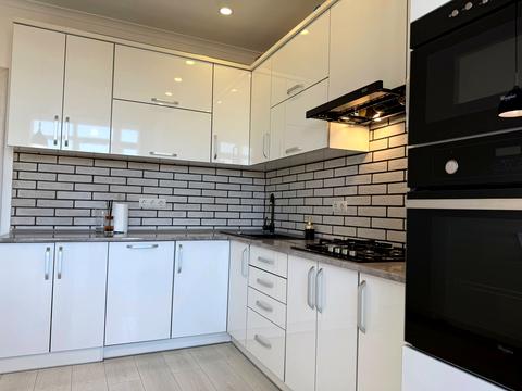 квартира за адресою Довга вул., 20