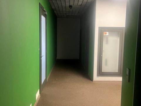 коммерческая по адресу вул. Кирилівська, 15