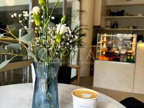 коммерческая по адресу Саксаганского ул., 120