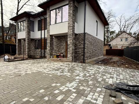 будинок за адресою Академіка Ромоданова вул. (Льва Толстого)