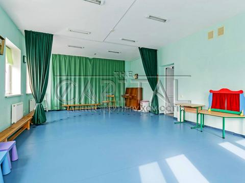 комерційна за адресою Кожедуба вул., 3а