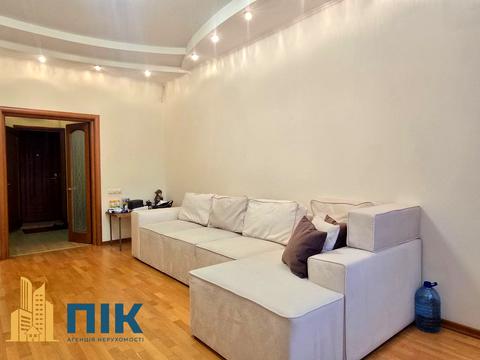 квартира за адресою Володимира Івасюка просп. (Героїв Сталінграду), 8