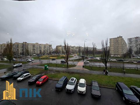 квартира за адресою Володимира Івасюка просп. (Героїв Сталінграду), 8