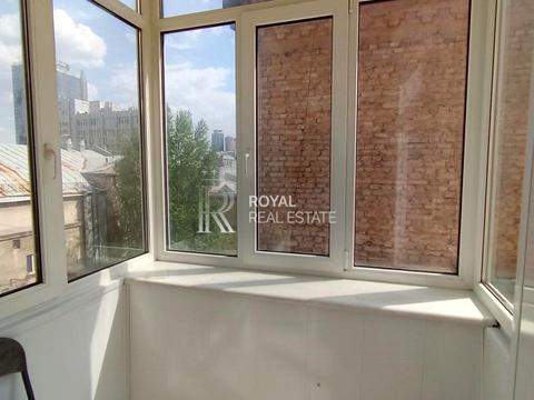 комерційна за адресою Велика Васильківська вул. (Червоноармійська), 21