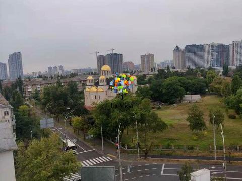 квартира по адресу Верховной Рады бульв., 8/20