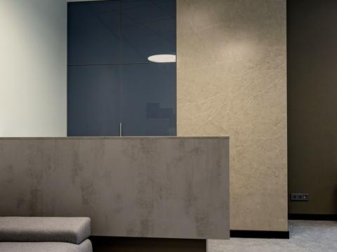 комерційна за адресою Князів Острозьких вул. (Московська), 32/2