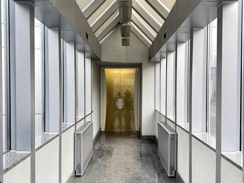 комерційна за адресою Спортивна пл., 3В