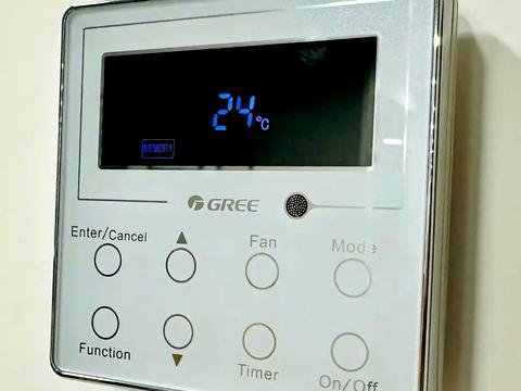 комерційна за адресою Спортивна пл., 3В