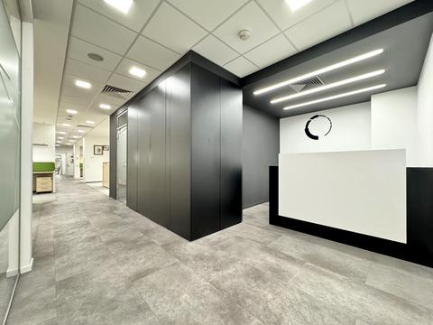 комерційна за адресою Спортивна пл., 3В