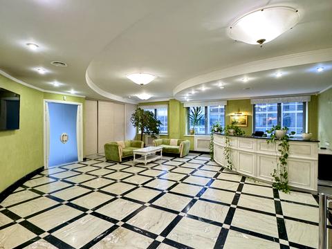 комерційна за адресою Спортивна пл., 3В