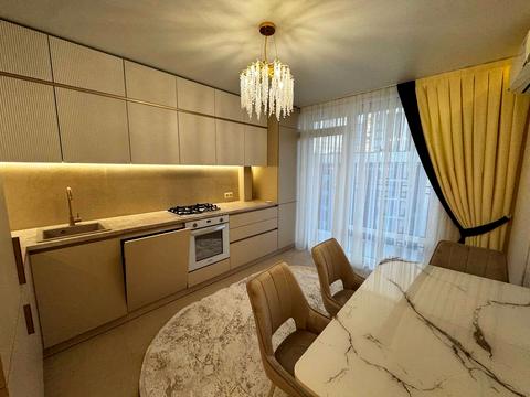 квартира за адресою Юліана Пелеша вул., 3