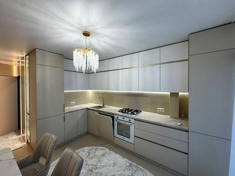 квартира за адресою Юліана Пелеша вул., 3