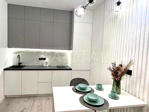 квартира по адресу Салютная ул., 2-Б