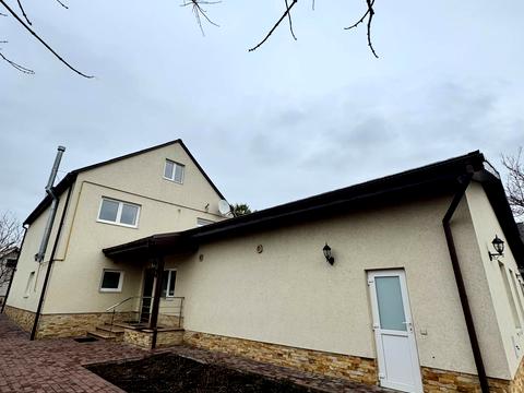 будинок за адресою Ярова вул. (Червоноармійська)