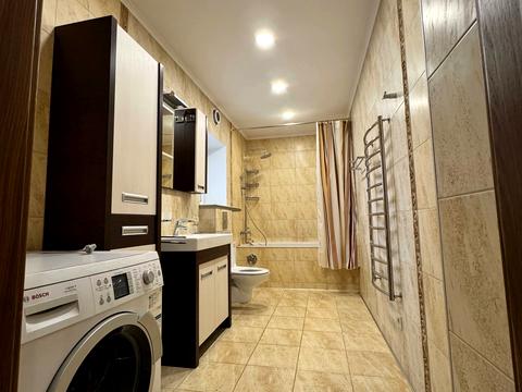 будинок за адресою Ярова вул. (Червоноармійська)