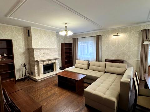 будинок за адресою Ярова вул. (Червоноармійська)