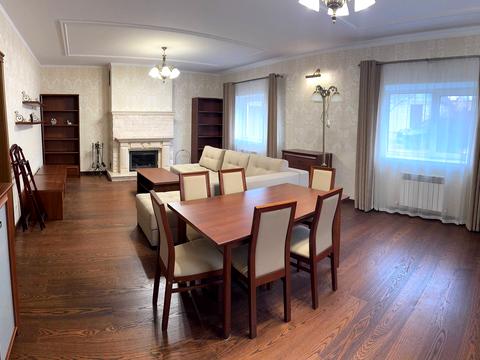 будинок за адресою Ярова вул. (Червоноармійська)