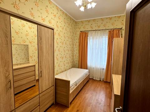 будинок за адресою Ярова вул. (Червоноармійська)