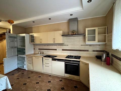 будинок за адресою Ярова вул. (Червоноармійська)