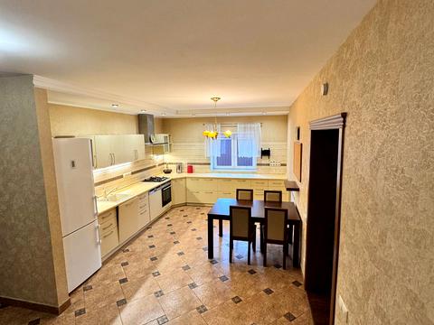 будинок за адресою Ярова вул. (Червоноармійська)