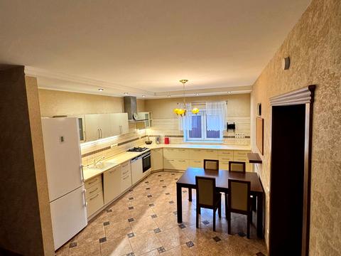 будинок за адресою Ярова вул. (Червоноармійська)