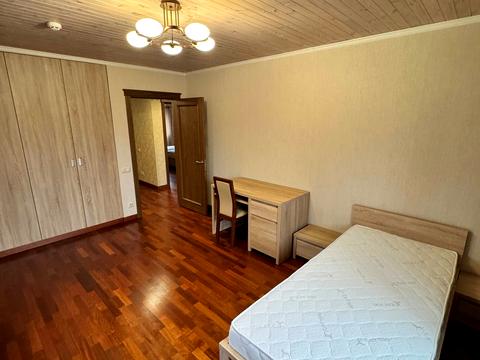 будинок за адресою Ярова вул. (Червоноармійська)