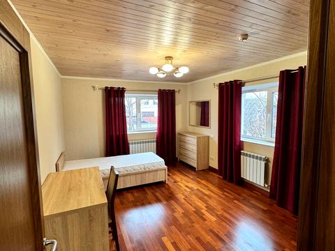 будинок за адресою Ярова вул. (Червоноармійська)